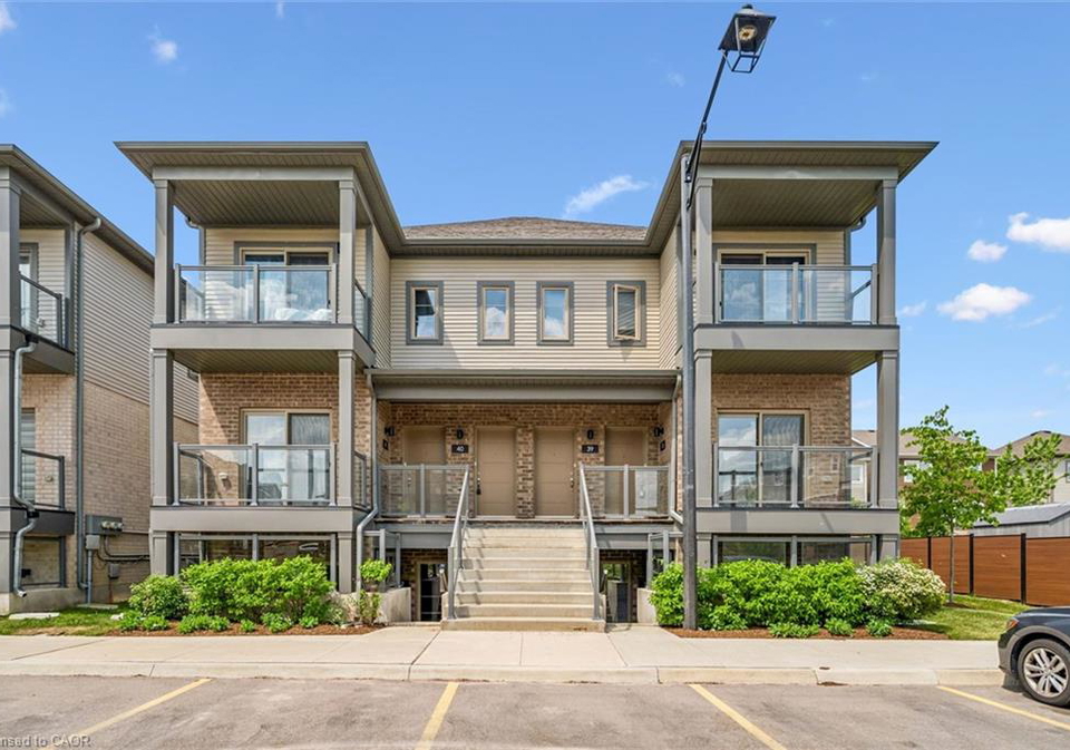 205-west-oak-trail-kitchener-ontario-40817267