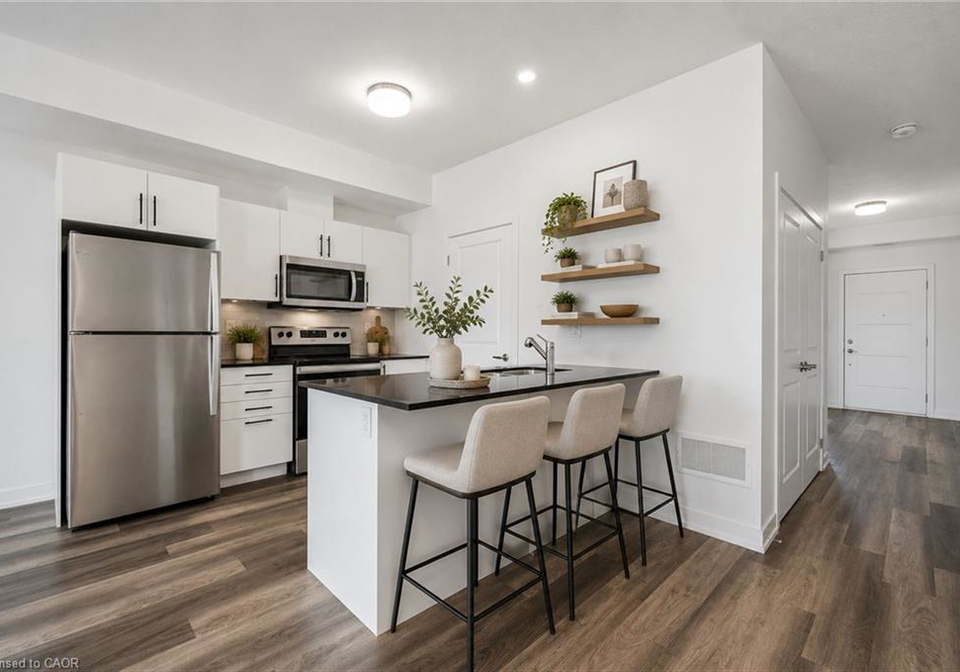 205-west-oak-trail-kitchener-ontario-40817267