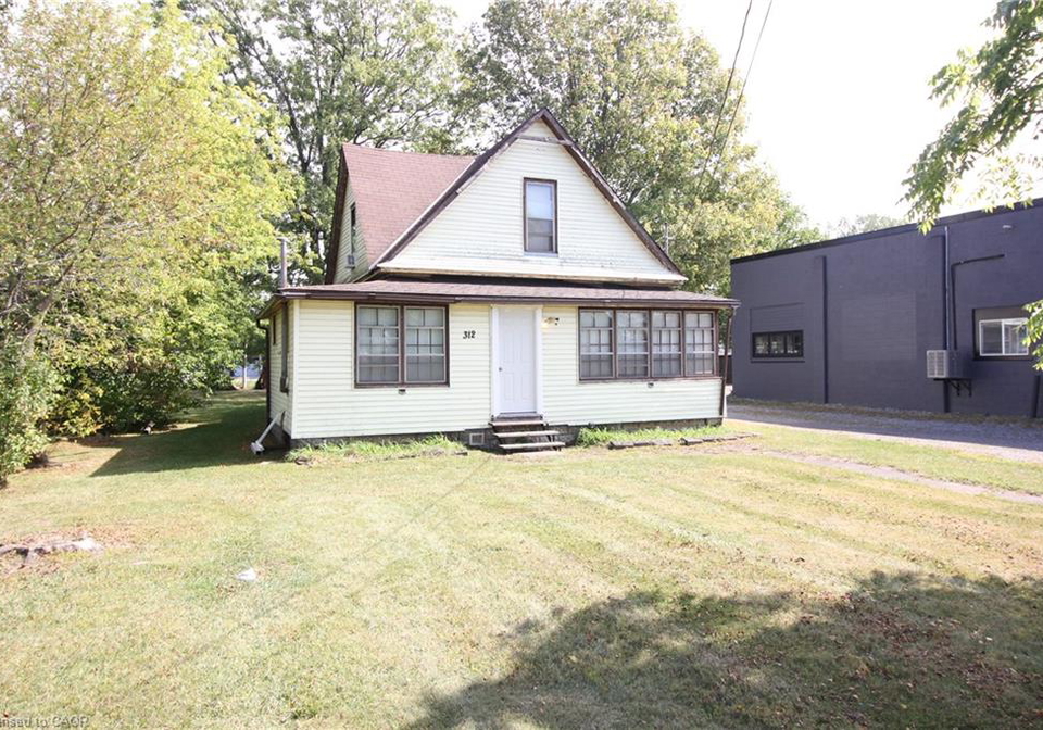 312-ridgeway-road-crystal-beach-ontario-40817277