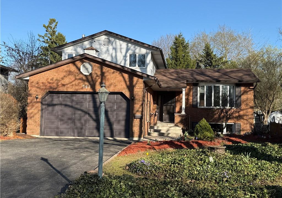 567-rustic-drive-waterloo-ontario-40817306