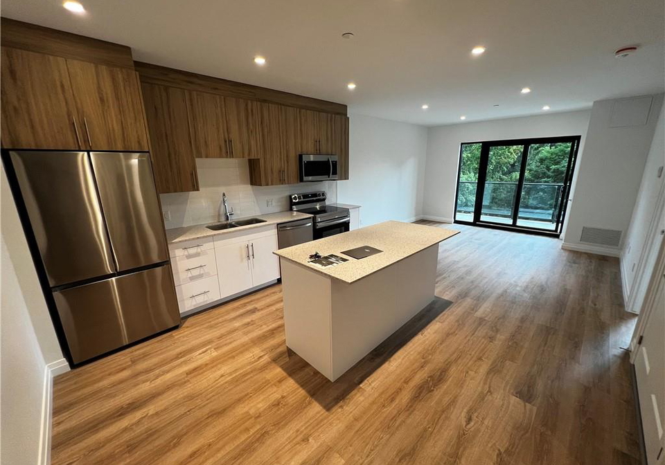 525-new-dundee-road-kitchener-ontario-40817356
