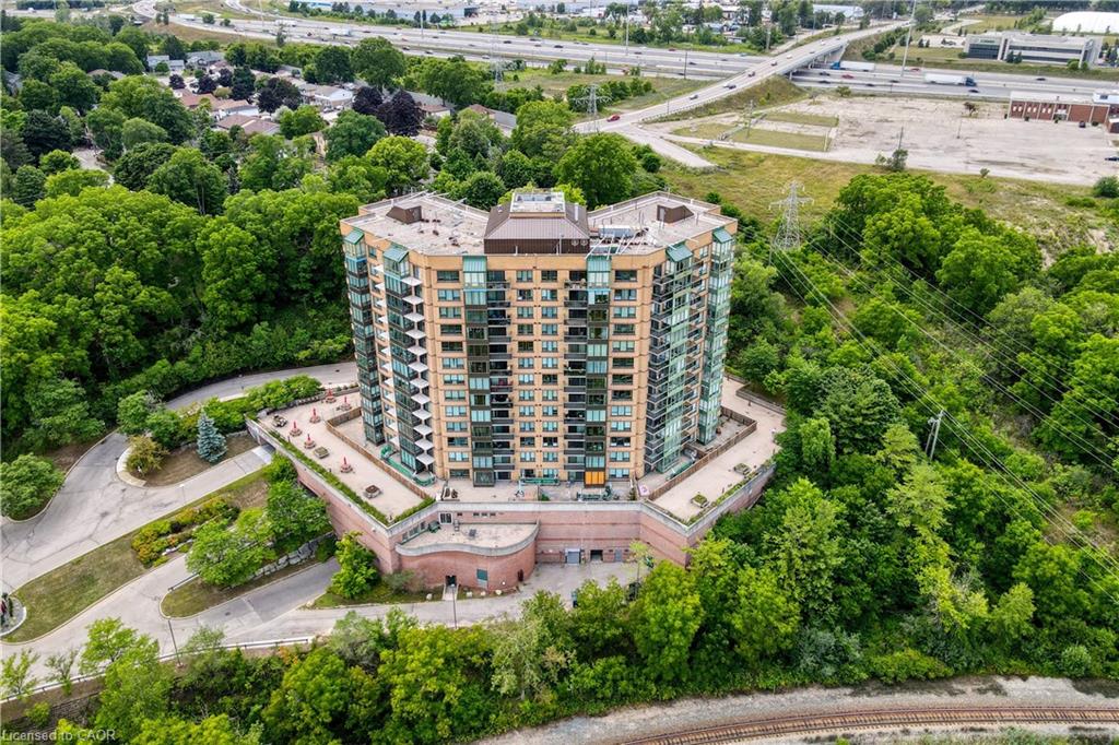 237-king-street-w-cambridge-ontario-40817396