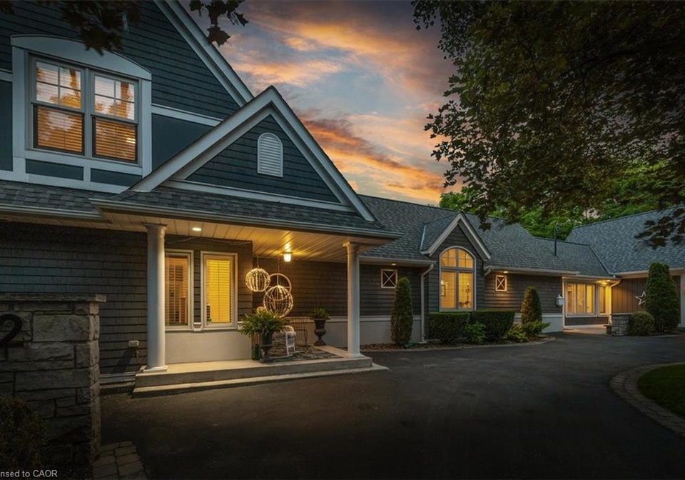 382-trafalgar-road-oakville-ontario-40817404
