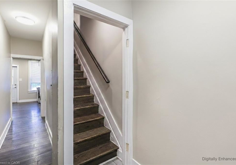 27-ashley-street-hamilton-ontario-40817407