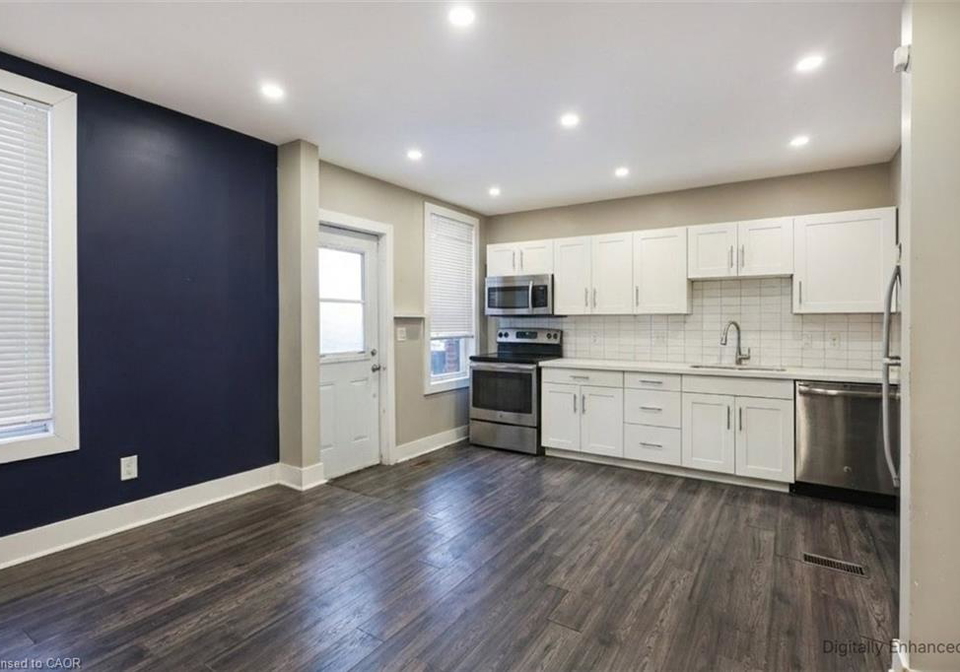 27-ashley-street-hamilton-ontario-40817407