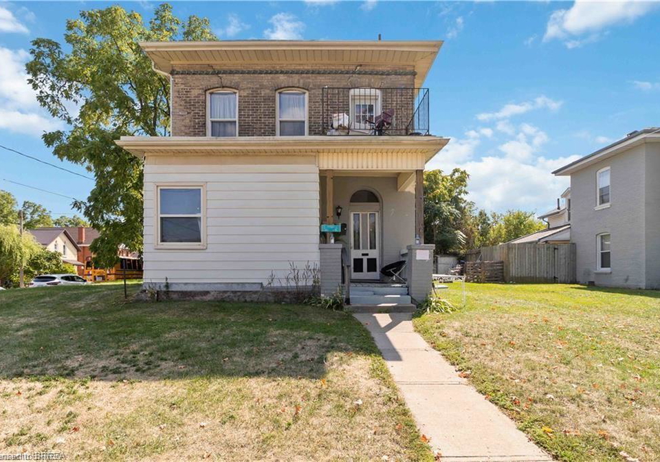 22-park-avenue-brantford-ontario-40817472
