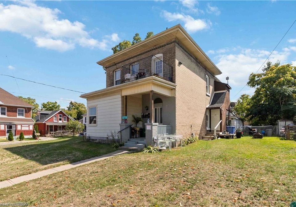 22-park-avenue-brantford-ontario-40817472