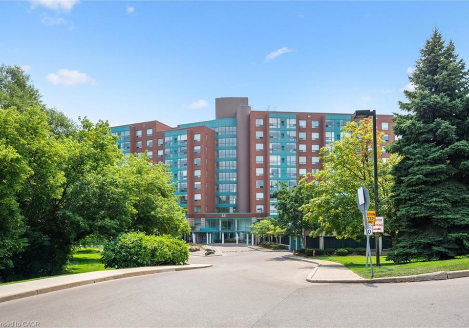 55-blue-springs-drive-waterloo-ontario-40817476
