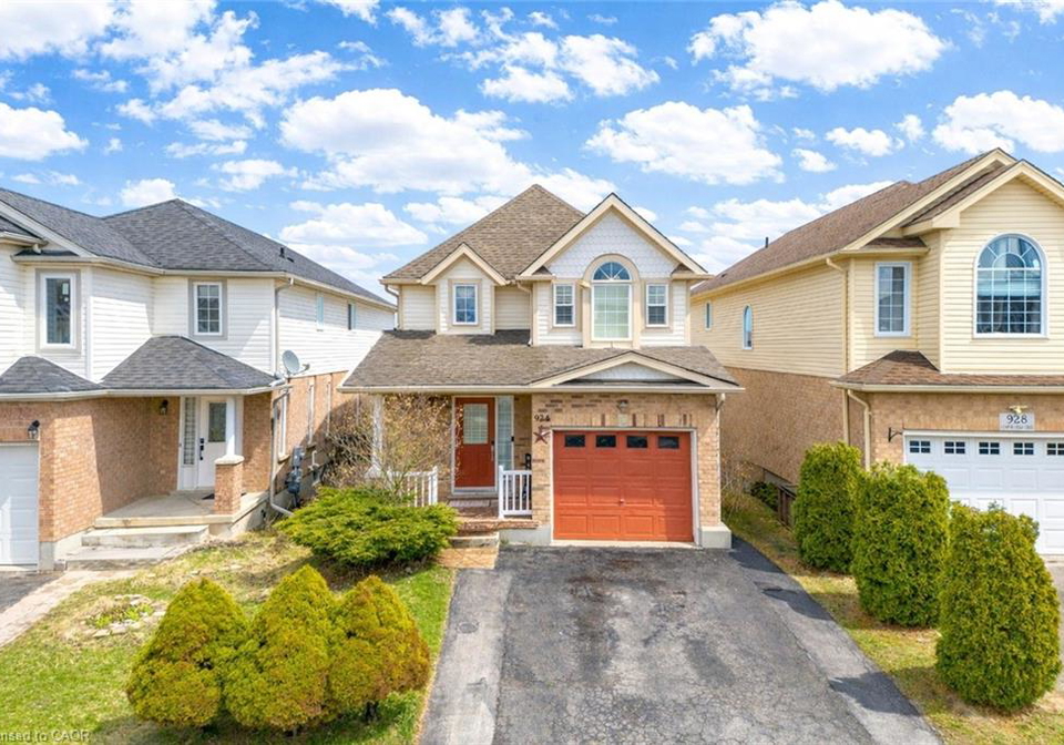 924-copper-leaf-crescent-kitchener-ontario-40817492