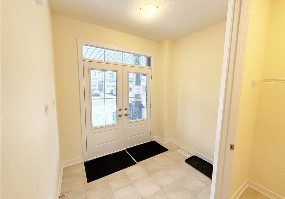 27-starboard-crescent-welland-ontario-40817507