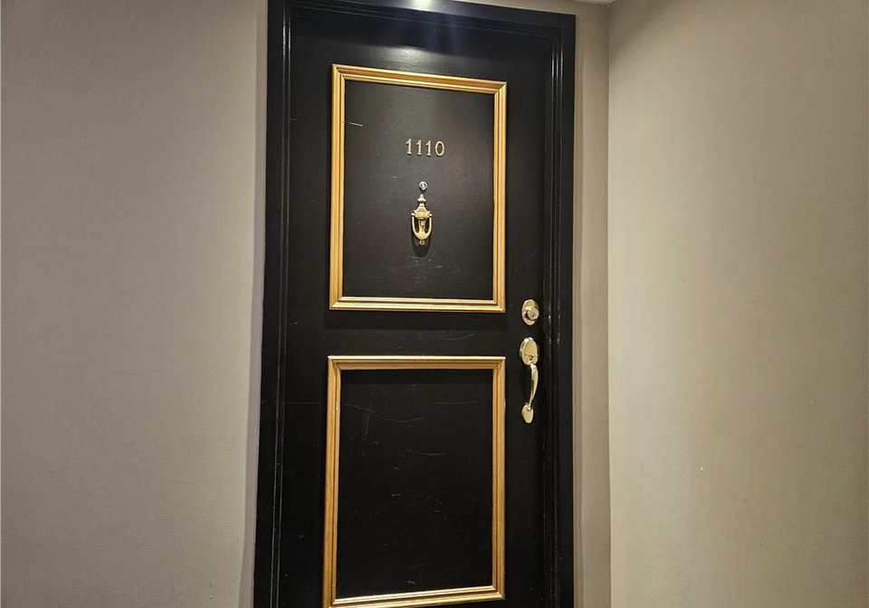 135-james-street-s-hamilton-ontario-40817520