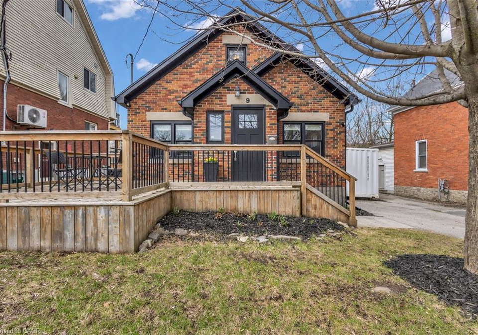 9-dunbar-road-s-waterloo-ontario-40817524