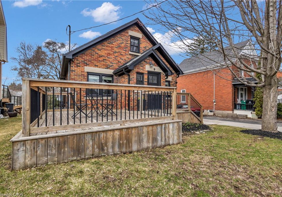9-dunbar-road-s-waterloo-ontario-40817524