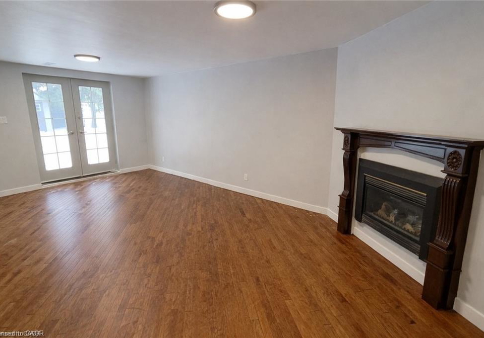 43-southwood-drive-kitchener-ontario-40817545
