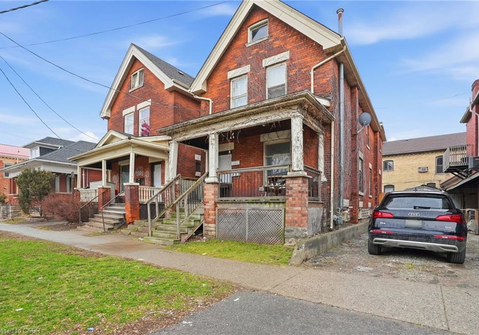 53-chatham-street-brantford-ontario-40817547
