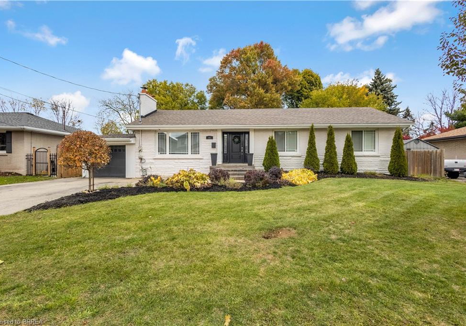 43-miller-drive-ancaster-ontario-40817557