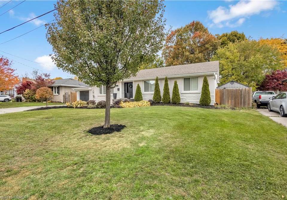 43-miller-drive-ancaster-ontario-40817557