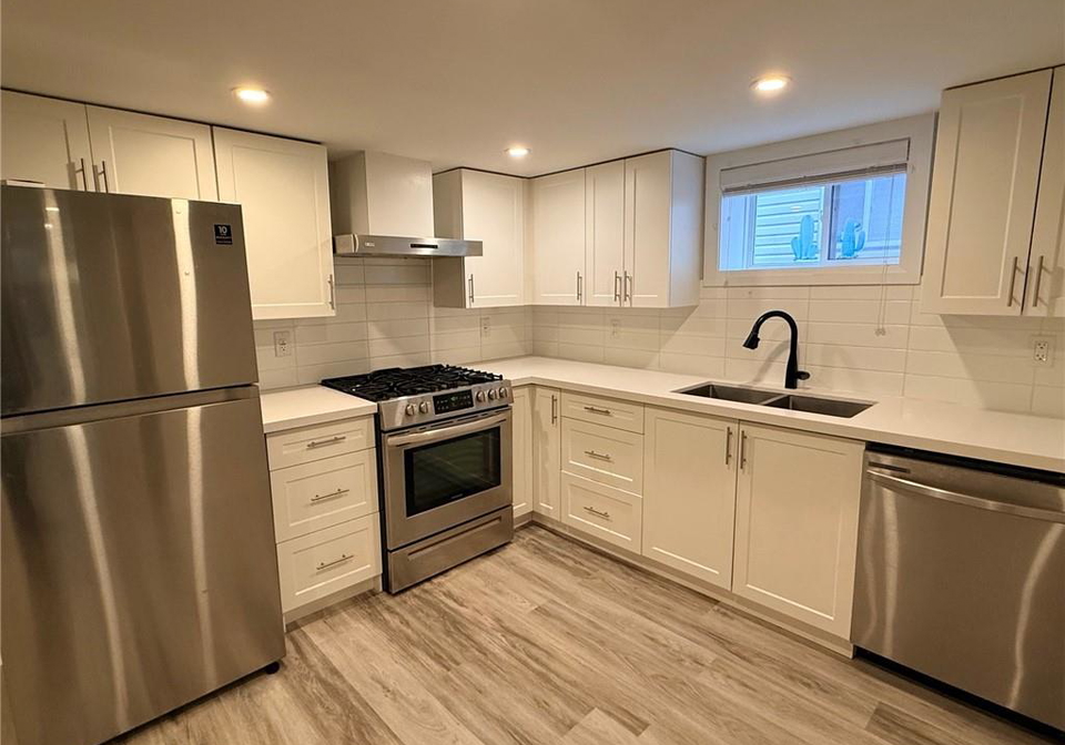 105-alpine-avenue-hamilton-ontario-40817562