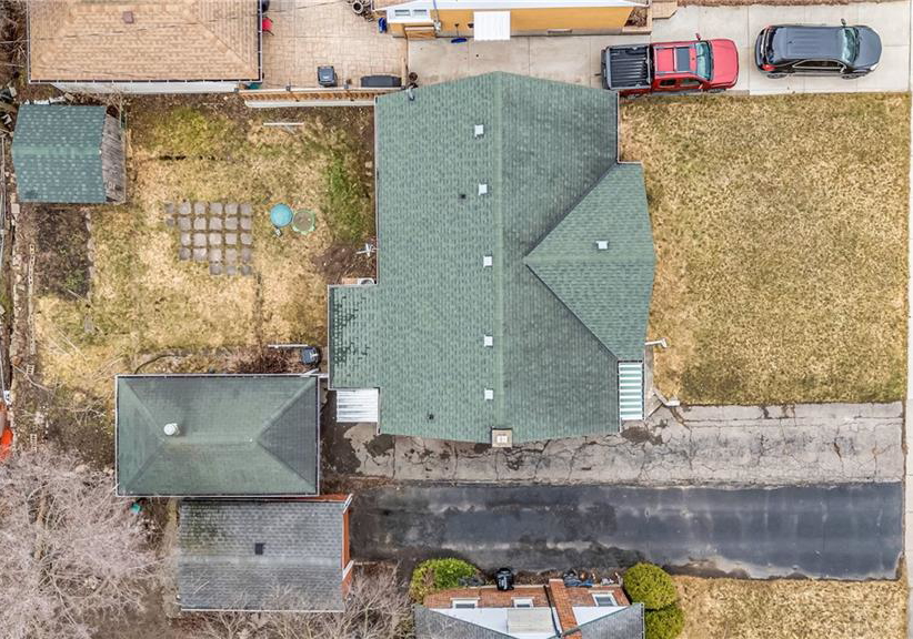 41-floral-crescent-kitchener-ontario-40817565