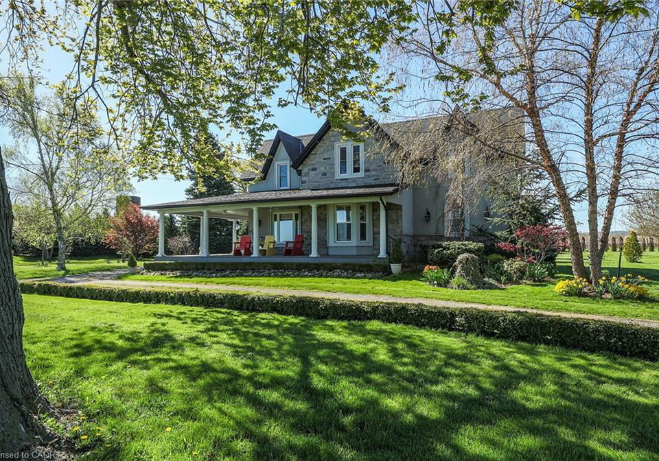 3718-lakeshore-road-beamsville-ontario-40817573