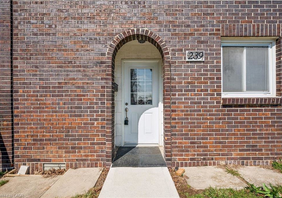 31-greengate-road-guelph-ontario-40817589