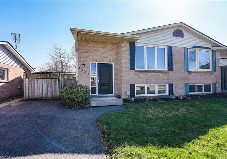 4928-hickory-lane-beamsville-ontario-40817623