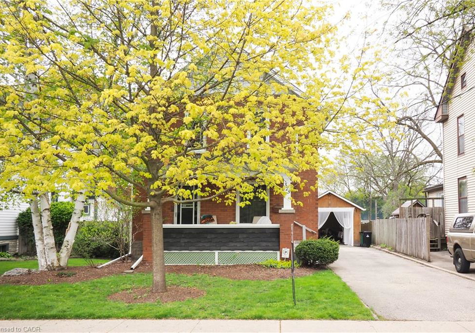 373-garden-street-cambridge-ontario-40817668