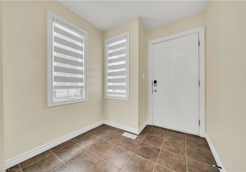 51-seabrooke-drive-kitchener-ontario-40817675