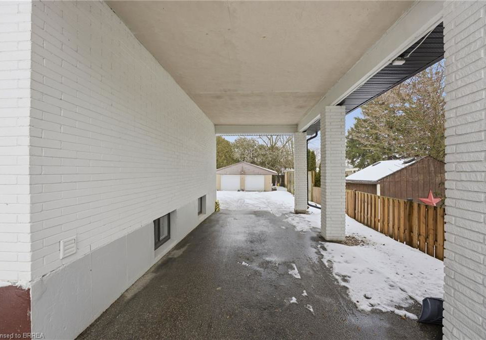 4-lillian-street-st-george-ontario-40817687