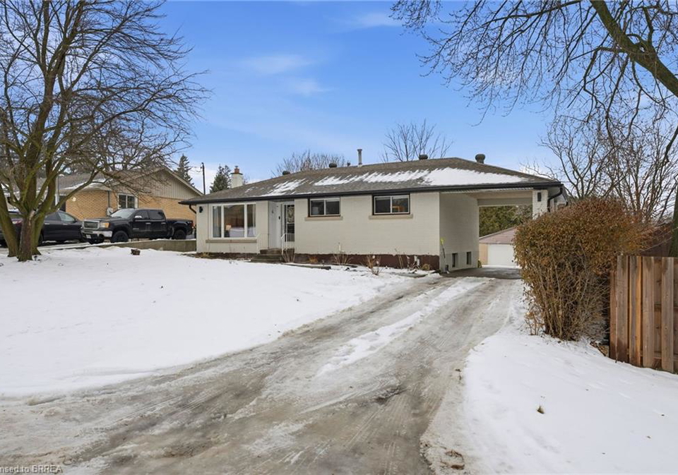 4-lillian-street-st-george-ontario-40817687