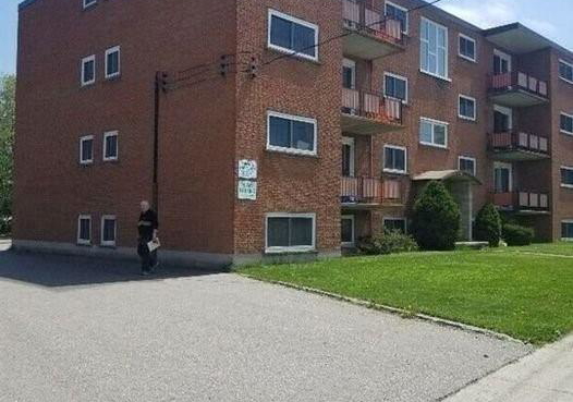 12-westmount-road-w-kitchener-ontario-40817708