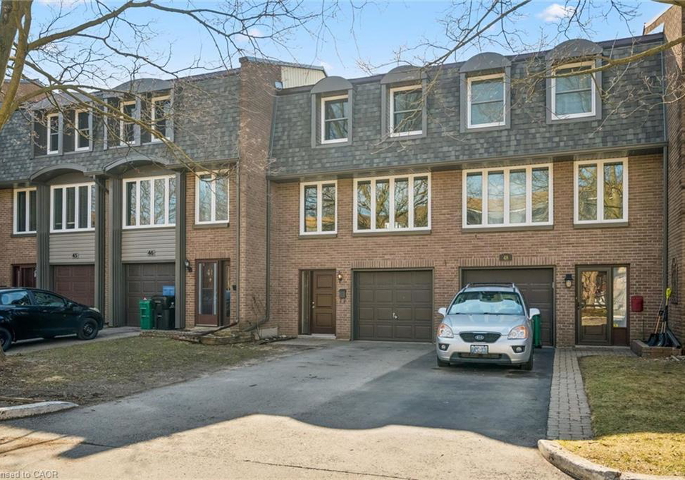 46-cedarwoods-crescent-kitchener-ontario-40817720