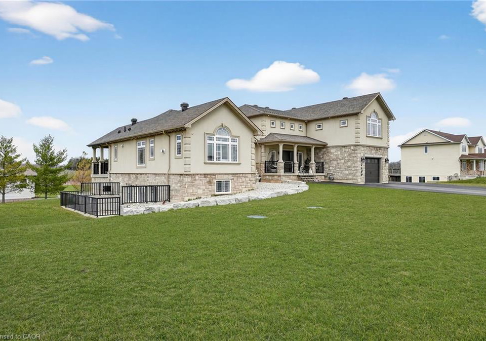 5499-attema-crescent-west-lincoln-ontario-40817753