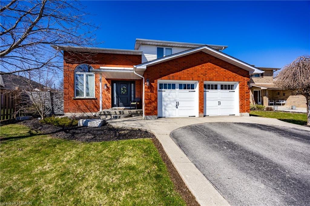 3-kintyre-court-caledonia-ontario-40817763