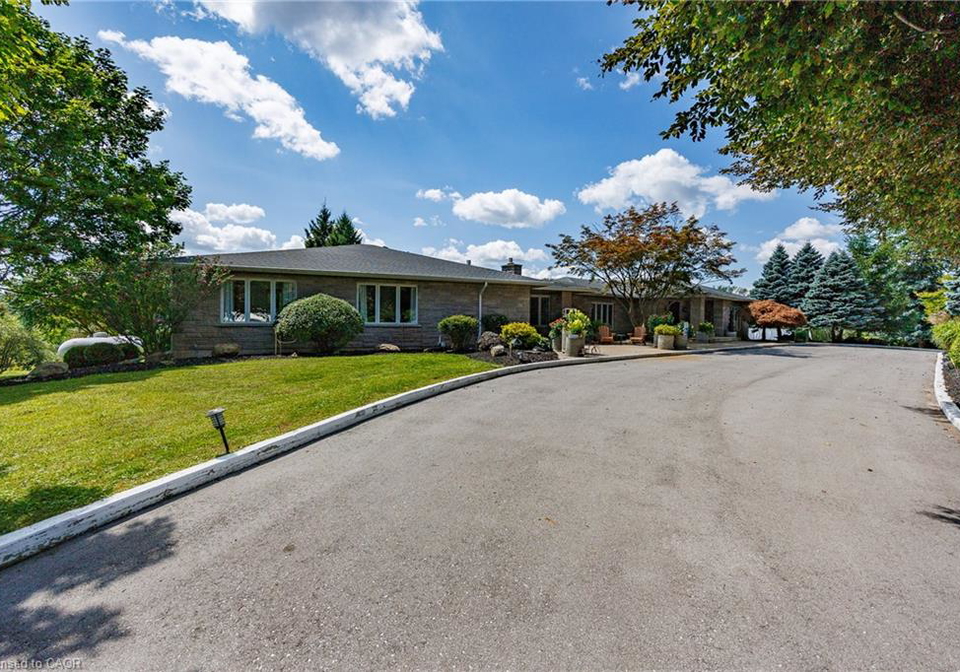 1285-cockshutt-road-simcoe-ontario-40817812