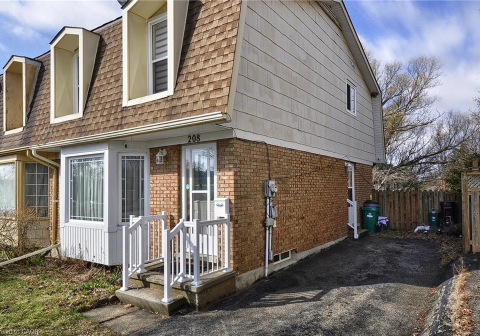 208-ferguson-avenue-cambridge-ontario-40817837