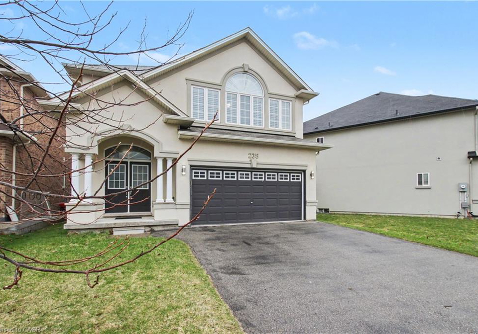 235-fair-street-ancaster-ontario-40817881