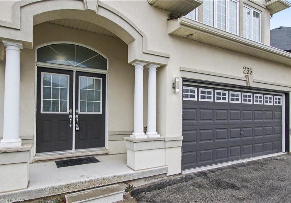 235-fair-street-ancaster-ontario-40817881