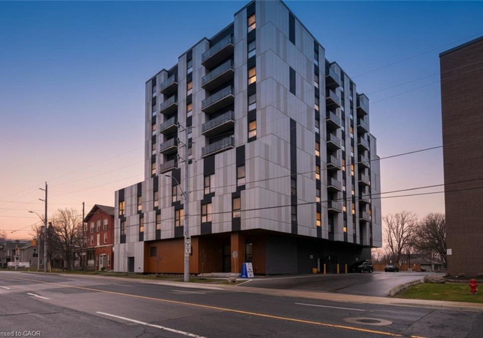 71-main-street-dundas-ontario-40817893