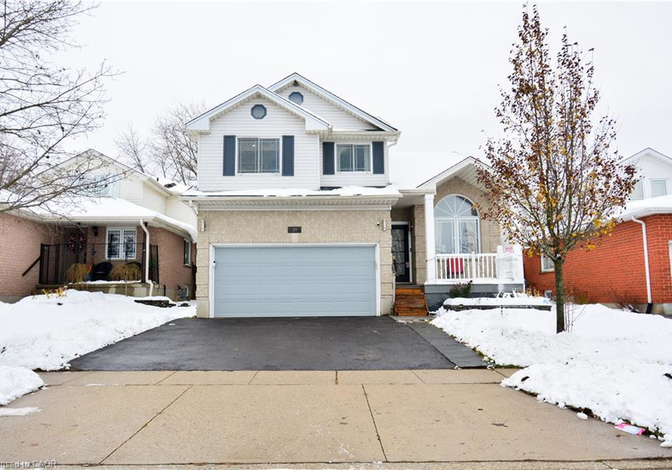 39-endeavour-drive-cambridge-ontario-40817913