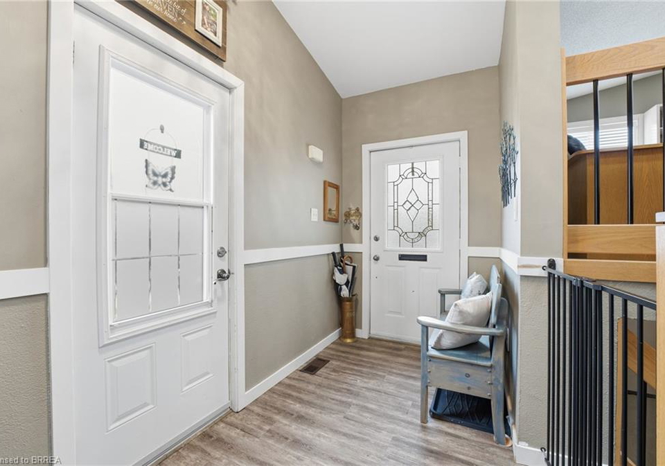 71-barnes-avenue-brantford-ontario-40817916
