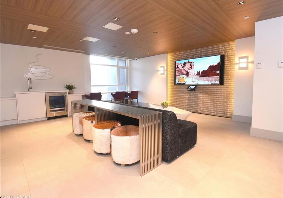 600-north-service-road-stoney-creek-ontario-40817930
