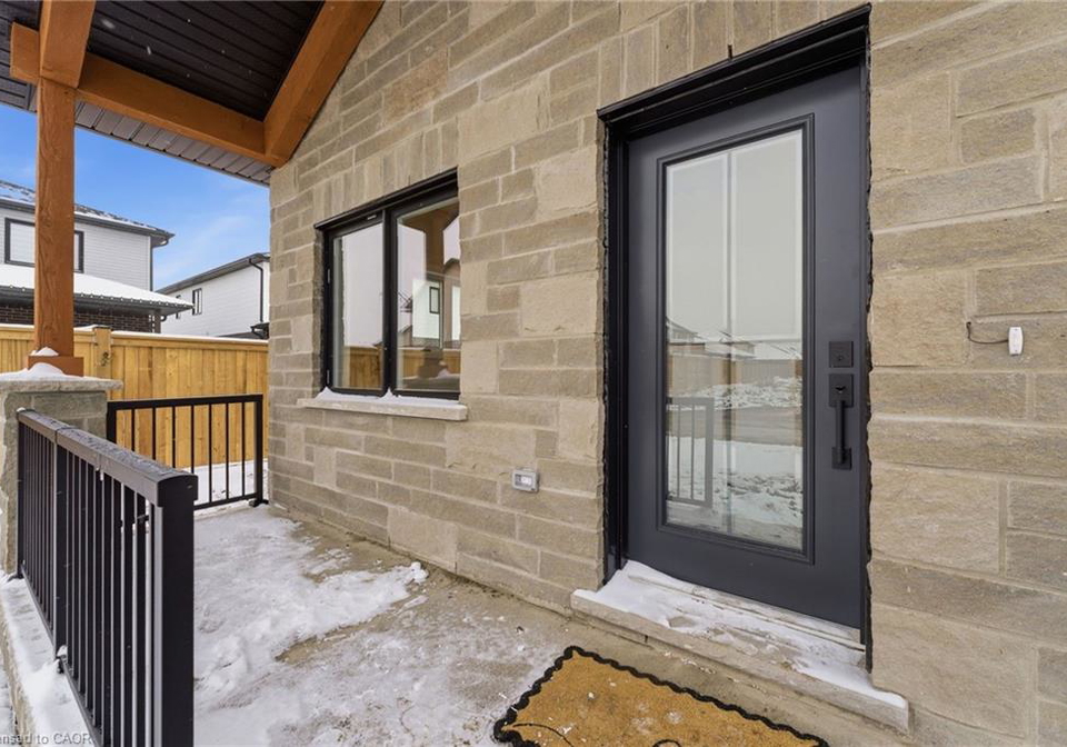 29-weymouth-street-elmira-ontario-40817957
