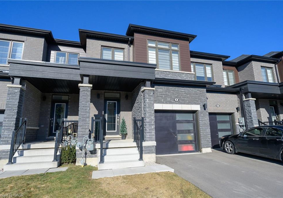 8-owl-lane-caledonia-ontario-40817989
