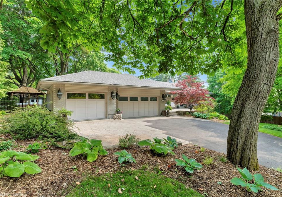 5-orchard-crescent-guelph-ontario-40817992