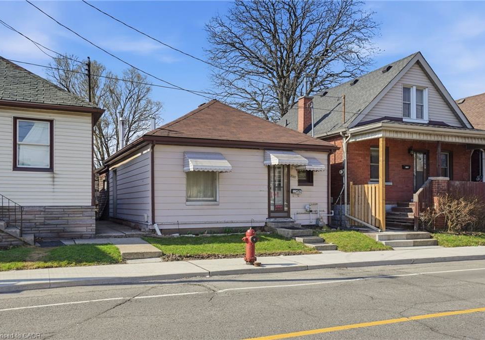 1382-cannon-street-e-hamilton-ontario-40817999