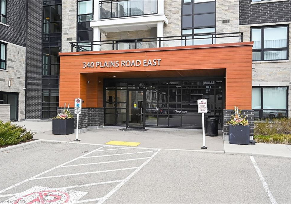 340-plains-road-e-burlington-ontario-40818009