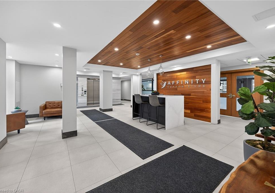 340-plains-road-e-burlington-ontario-40818009