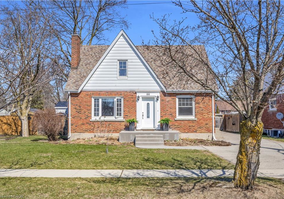 88-queensway-drive-brantford-ontario-40818021