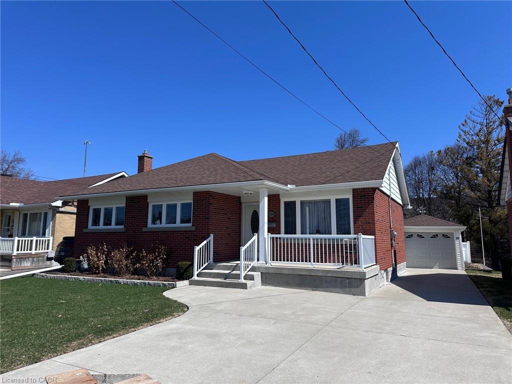 390-dumfries-avenue-kitchener-ontario-40818027